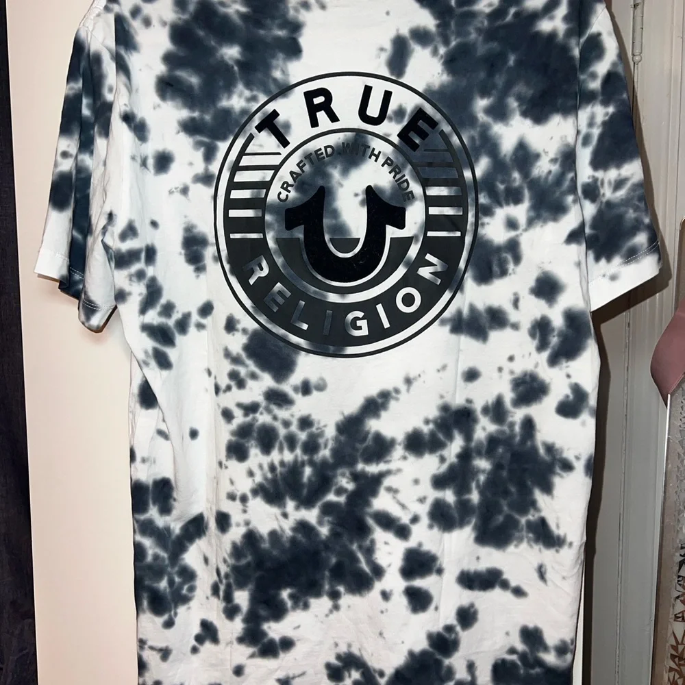 True Religion Monochrome Tie-Dye Men's Tee